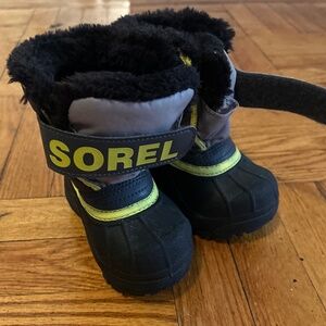 Sorel Boots Black/Yellow Commander Snow Winter Insulated Toddler Sz 6 NC1877-090